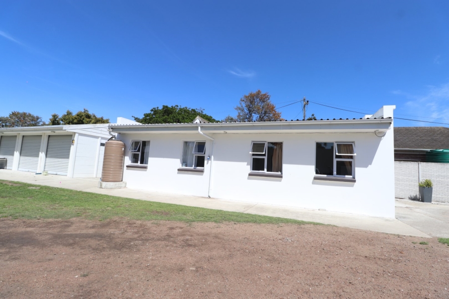2 Bedroom Property for Sale in Walmer Eastern Cape
